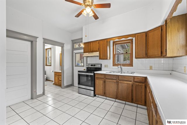3113 Fillmore Street, Omaha, NE 68112