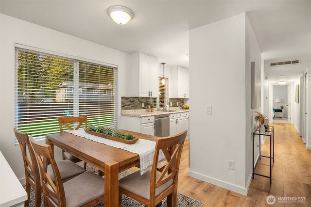 13945 147th Place SE, Renton, WA 98059