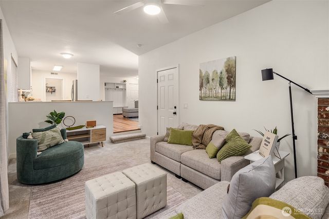 13945 147th Place SE, Renton, WA 98059