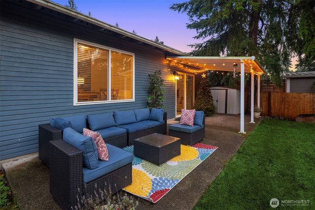 13945 147th Place SE, Renton, WA 98059