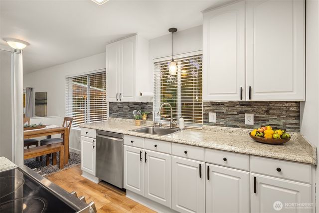 13945 147th Place SE, Renton, WA 98059