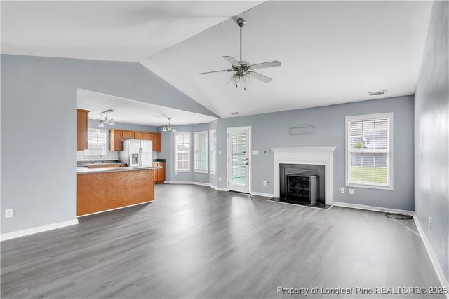 1948 Yellowbrick Road, Fayetteville, NC 28314