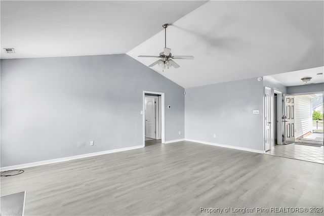 1948 Yellowbrick Road, Fayetteville, NC 28314