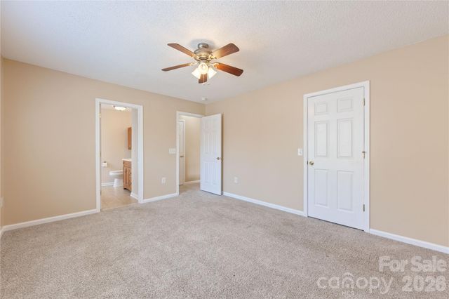 9314 Meadowmont View Drive, Charlotte, NC 28269