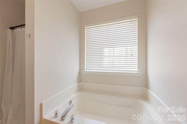 9314 Meadowmont View Drive, Charlotte, NC 28269