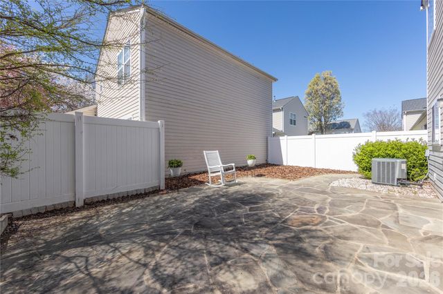 9314 Meadowmont View Drive, Charlotte, NC 28269