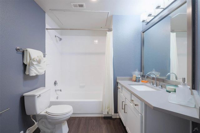 12215 Hunters Chase DR S-6106S, Austin, TX 78729