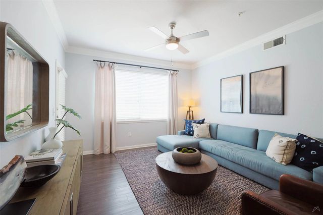 12215 Hunters Chase DR S-6106S, Austin, TX 78729