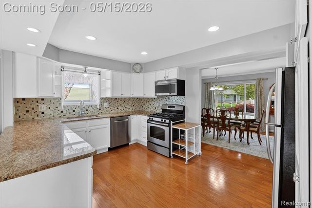 17830 Kuecken Street, Clinton Township, MI 48038