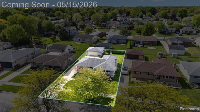 17830 Kuecken Street, Clinton Township, MI 48038