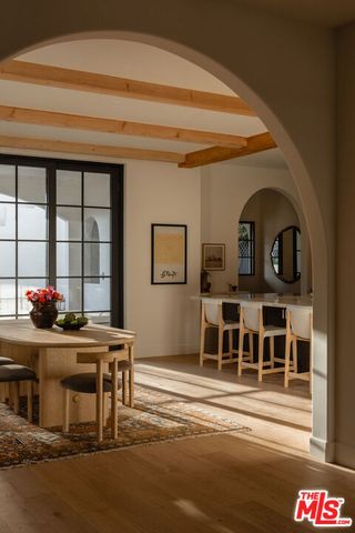 2445 Glyndon Avenue, Venice, CA 90291