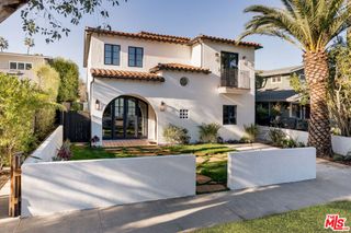 2445 Glyndon Avenue, Venice, CA 90291