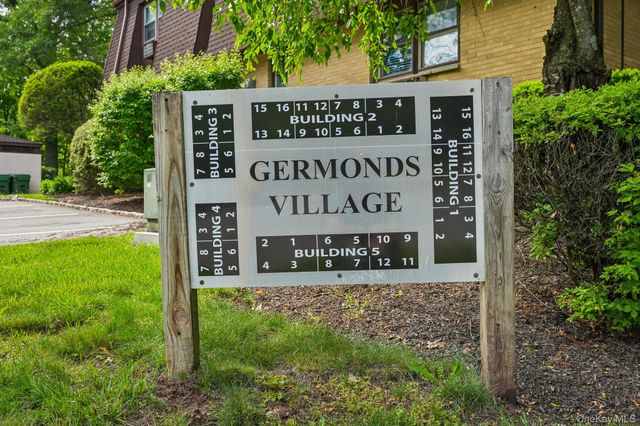 2 Germonds Village 12, Bardonia, NY 10954