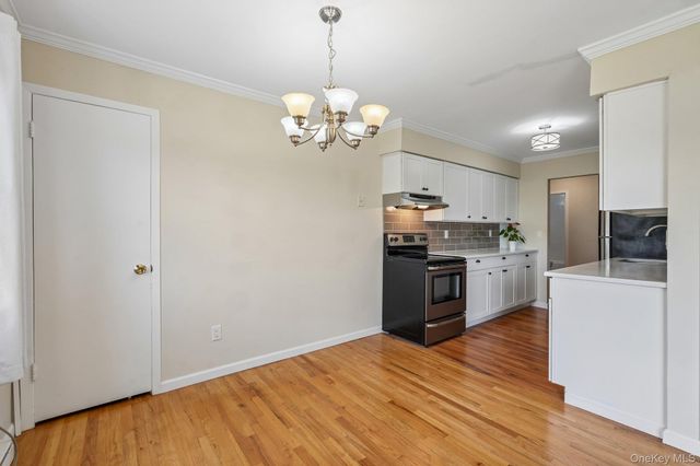 2 Germonds Village 12, Bardonia, NY 10954