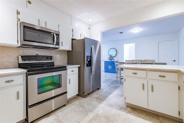 505 Heron Dr, Delray Beach, FL 33444
