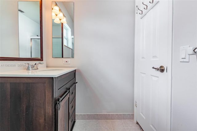 505 Heron Dr, Delray Beach, FL 33444