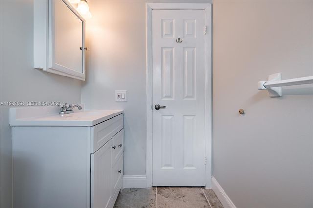 505 Heron Dr, Delray Beach, FL 33444