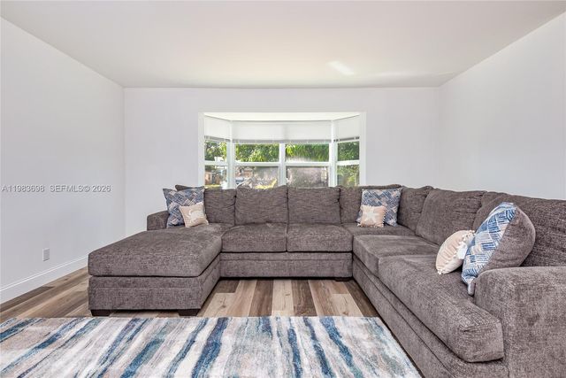 505 Heron Dr, Delray Beach, FL 33444