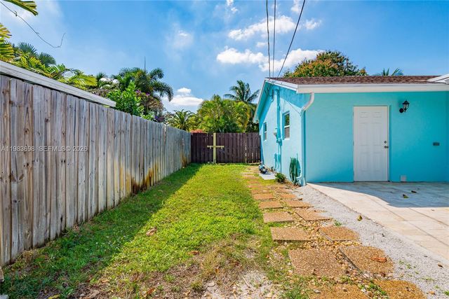 505 Heron Dr, Delray Beach, FL 33444