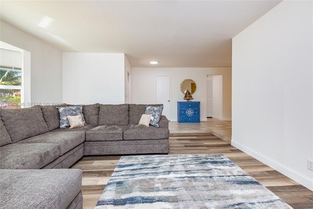 505 Heron Dr, Delray Beach, FL 33444