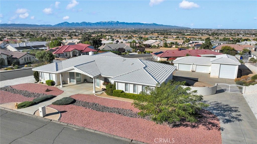 13434 Sunset Drive, Apple Valley, CA 92308