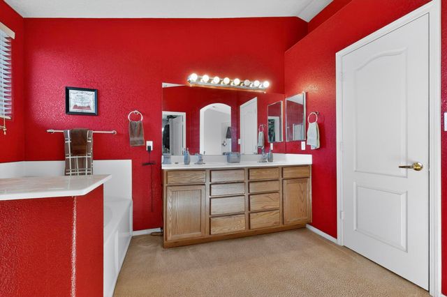 8000 Sand Springs Road NW, Albuquerque, NM 87114