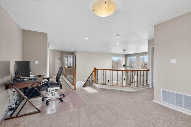 8000 Sand Springs Road NW, Albuquerque, NM 87114