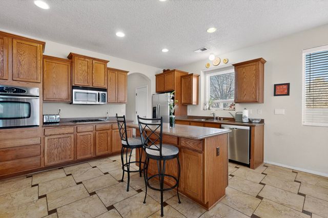 8000 Sand Springs Road NW, Albuquerque, NM 87114