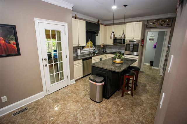 6147 Pritchett Drive, Powder Springs, GA 30127