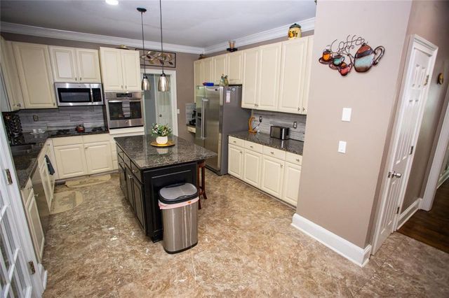 6147 Pritchett Drive, Powder Springs, GA 30127
