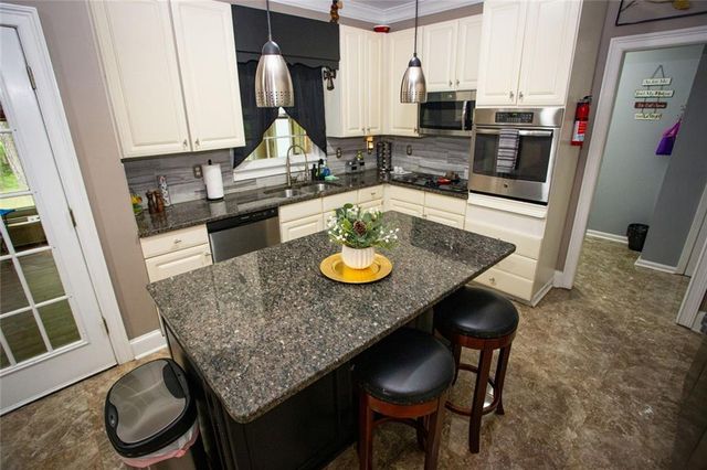 6147 Pritchett Drive, Powder Springs, GA 30127