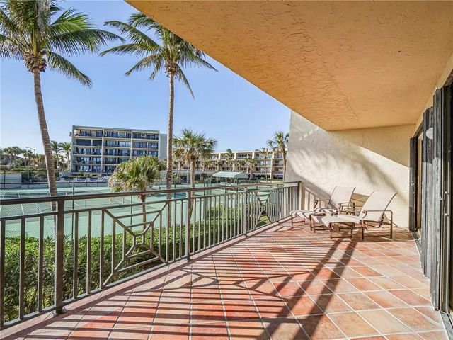 3939 Ocean Drive 201B, Vero Beach, FL 32963