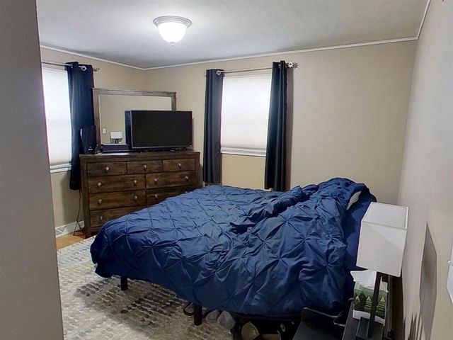 10300 Springwood Drive, Zeeland, MI 49464