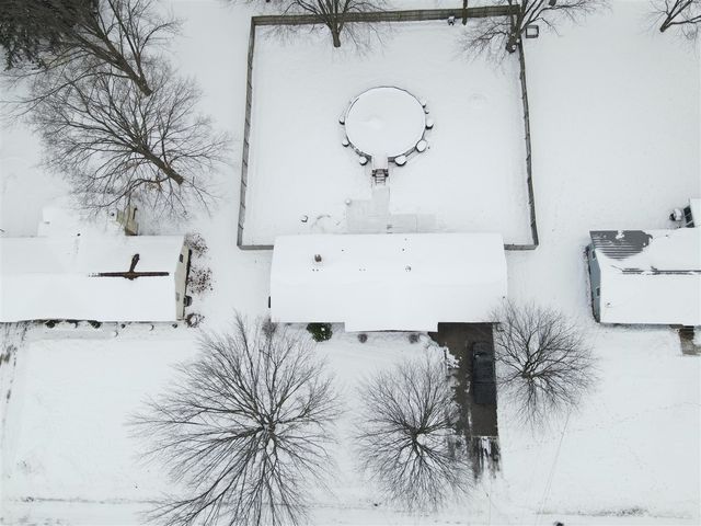 10300 Springwood Drive, Zeeland, MI 49464