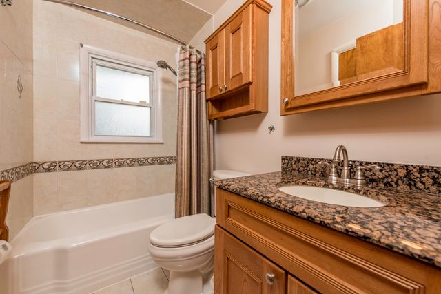 2314 Gideon Avenue, Zion, IL 60099
