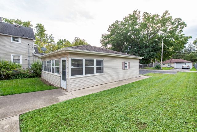 2314 Gideon Avenue, Zion, IL 60099