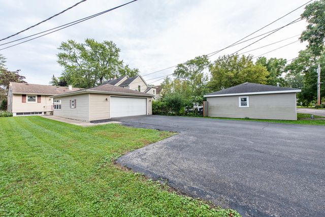 2314 Gideon Avenue, Zion, IL 60099