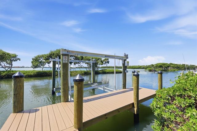 3606 FAIR OAKS PLACE, Longboat Key, FL 34228