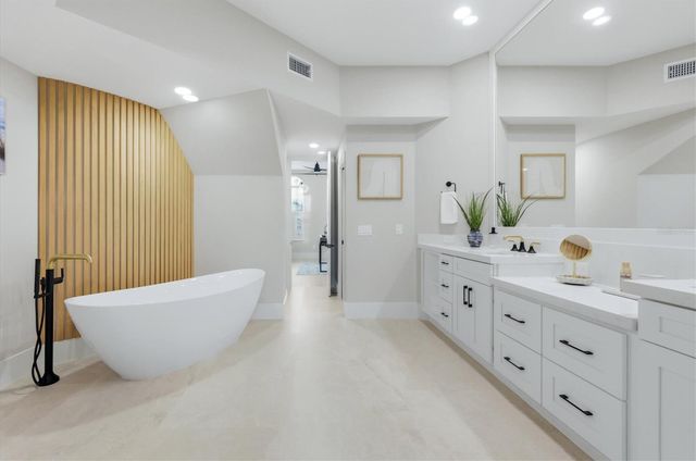 3606 FAIR OAKS PLACE, Longboat Key, FL 34228