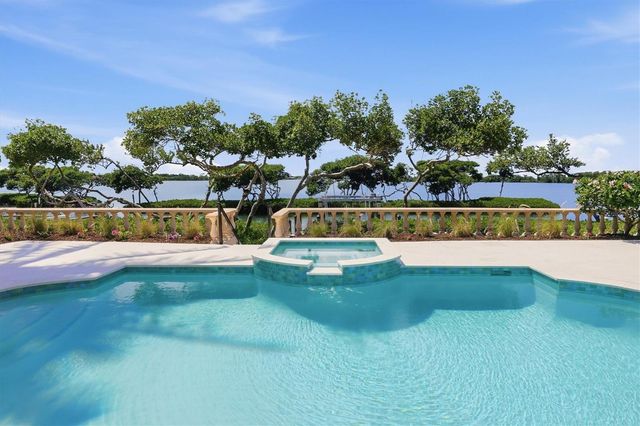 3606 FAIR OAKS PLACE, Longboat Key, FL 34228