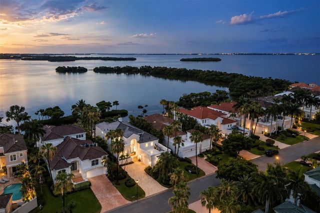 3606 FAIR OAKS PLACE, Longboat Key, FL 34228