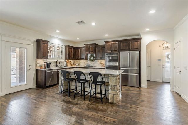 15409 Colonia Bella Drive, Edmond, OK 73013