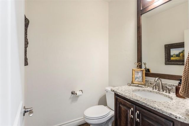 15409 Colonia Bella Drive, Edmond, OK 73013