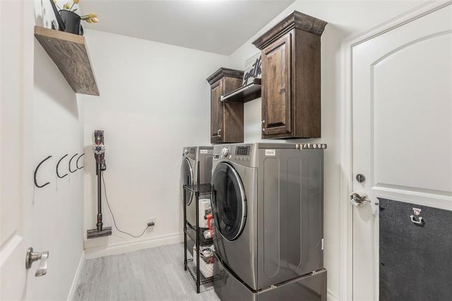15409 Colonia Bella Drive, Edmond, OK 73013