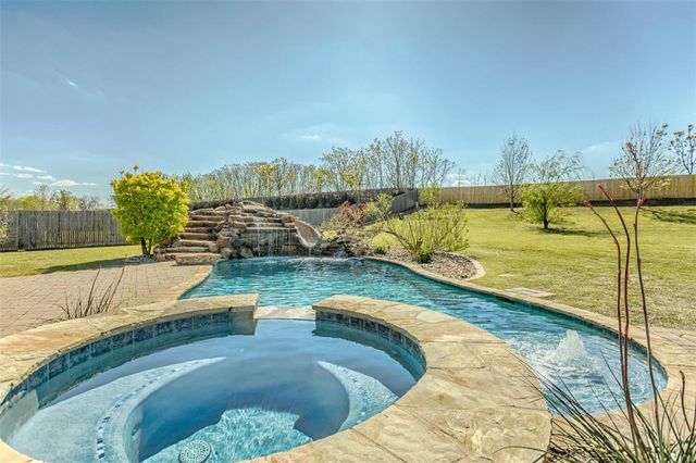 15409 Colonia Bella Drive, Edmond, OK 73013