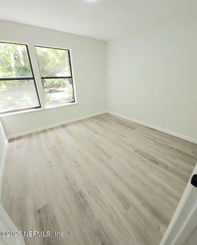 1347 AUTUMN, Fernandina Beach, FL 32034