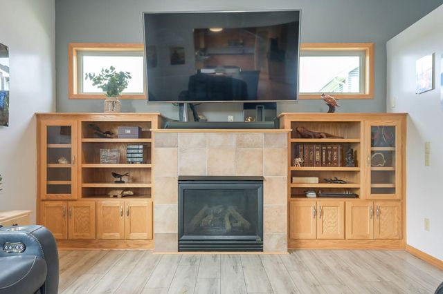 890 160th Lane NW, Andover, MN 55304