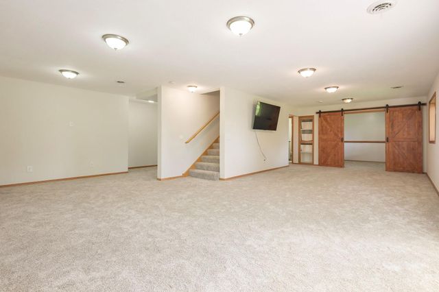 890 160th Lane NW, Andover, MN 55304