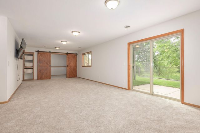 890 160th Lane NW, Andover, MN 55304