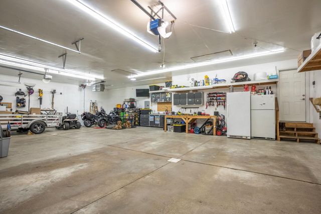 890 160th Lane NW, Andover, MN 55304